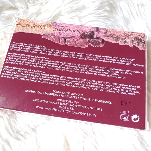 Dusk to Dawn Blush and Highlighter Palette - Picture 3 of 4